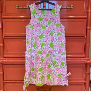 Lilly Pulitzer dress with pockets (!!!)